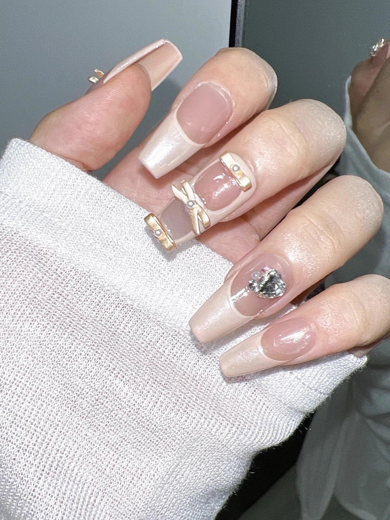 Glamour Bow & Crystal Tips