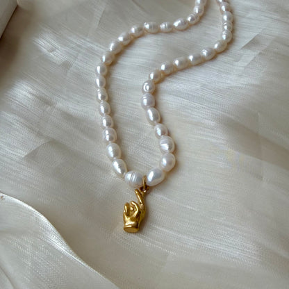 Mia’s Lucky Pearl